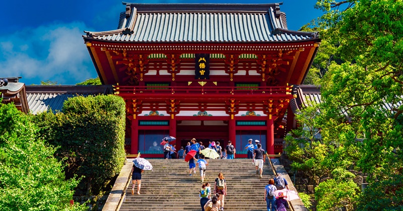 5 Most Popular Shrines to Visit in Japan on New Year